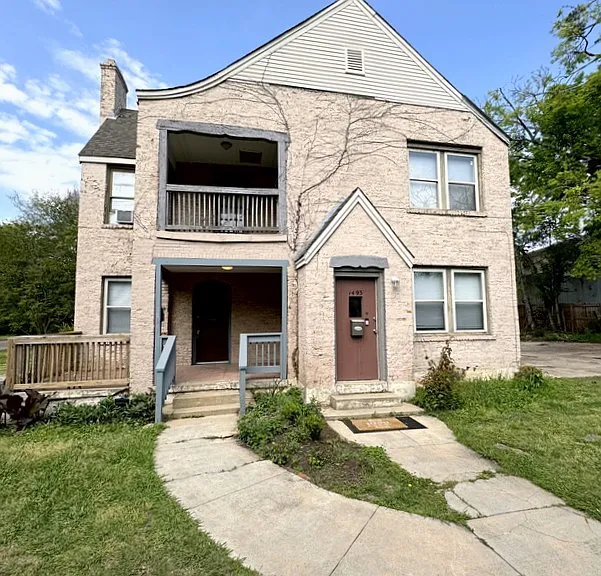 1491 Watson St — Photo 1