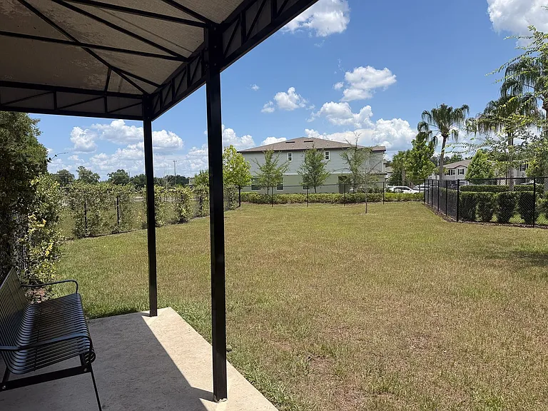 6031 Acara Ln — Photo 24