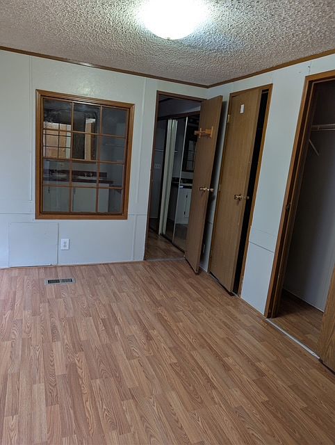 1st image of 4274 Jennifer Ln