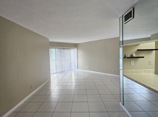 1950 N Congress Ave APT 210, West Palm Beach, FL 33401