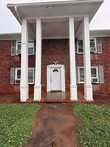 612-614 N College Dr Photo 1