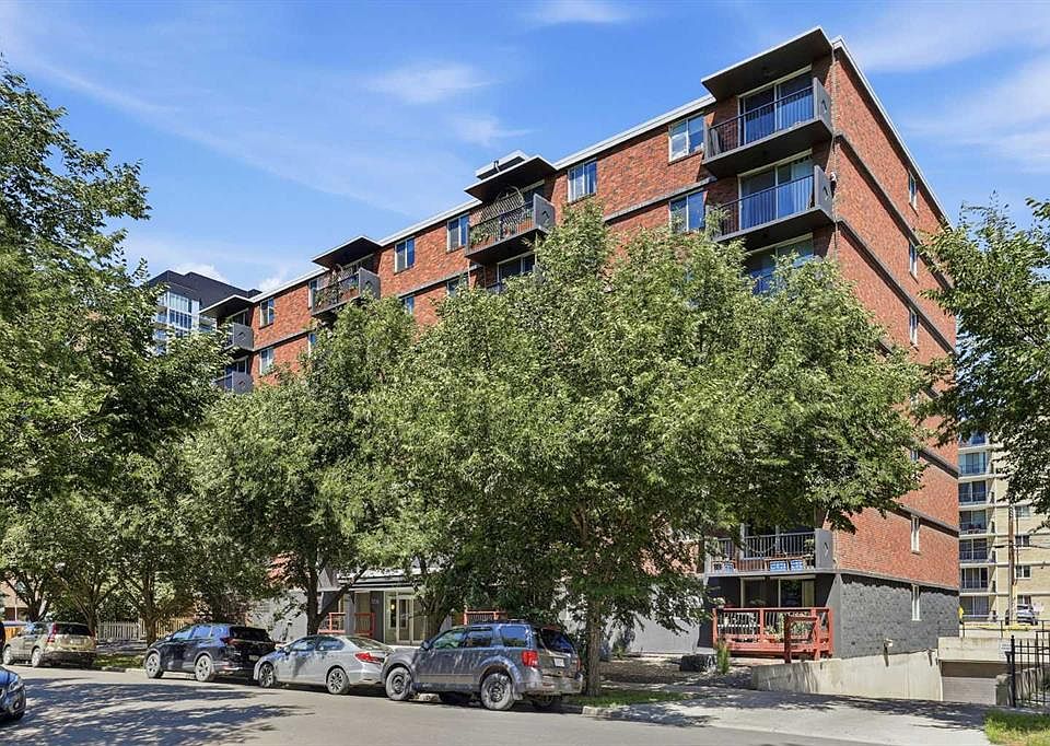 1st image of 1236 S 15th Ave SW #203