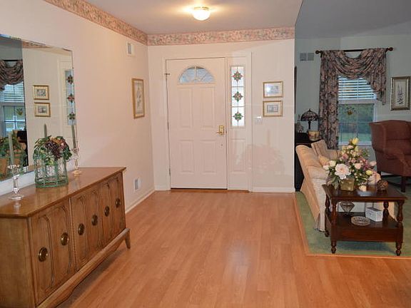 4th image of 2556 Haverhill Ct