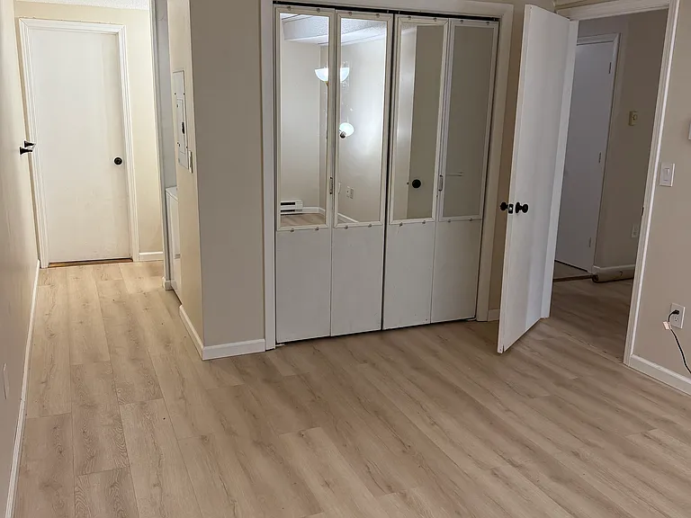 482 East St — Photo 11