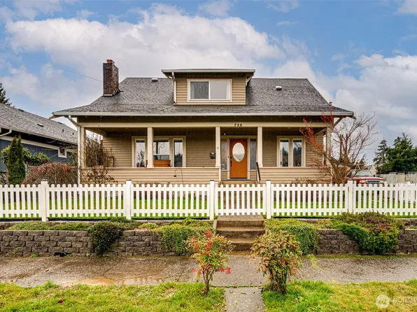 735 NW New York Avenue, Chehalis, WA 98532