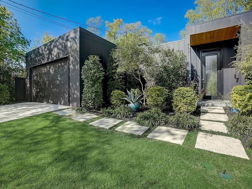 1st image of 8631 Daytonia Ave