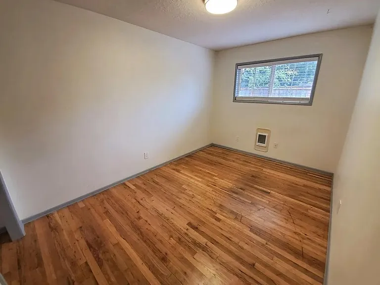 Unit Photo
