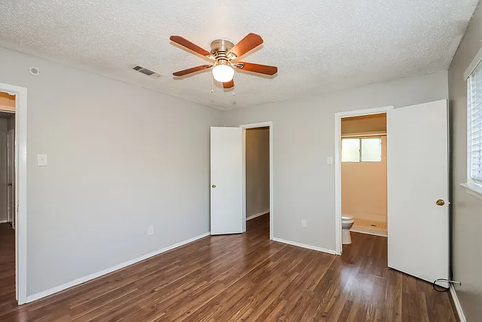 11750 Murr Way — Photo 11