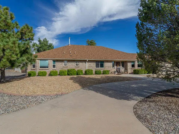 5003 Russell Dr NW, Albuquerque, NM 87114