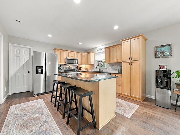 4th image of 5683 Valley Field Rd
