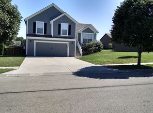 20539 W 125th Ct, Olathe, KS 66061