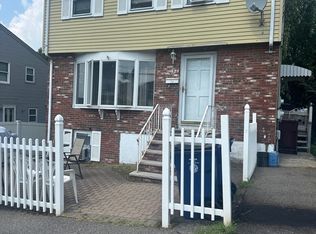 521 Proctor Ave, Revere, MA 02151