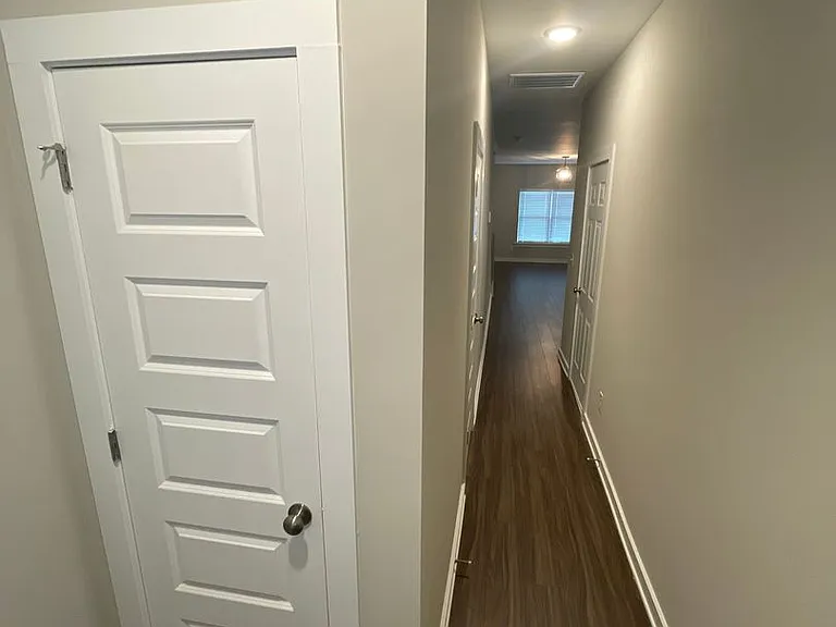 35 Coleman Ln — Photo 6