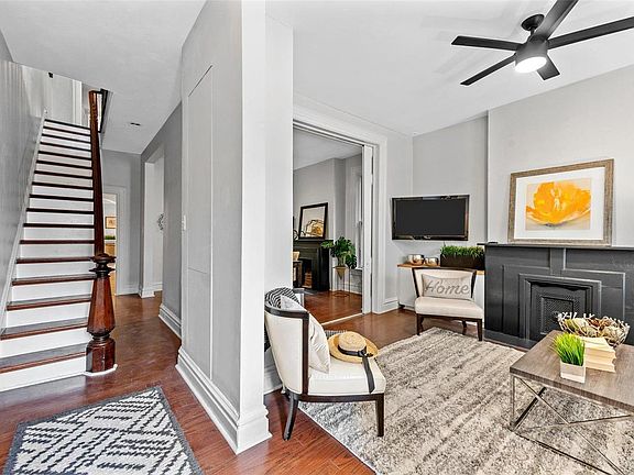 3rd image of 1909 Virginia Ave