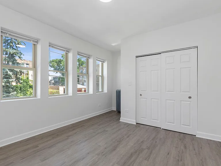 8201 S Paulina St — Photo 24