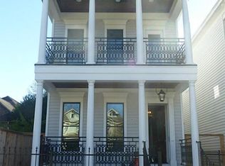 444 W 22nd St, Houston, TX 77008