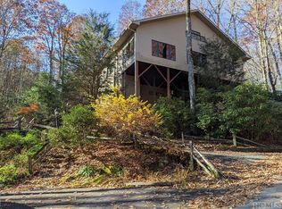 42 Kestrel Ct, Sapphire, NC 28774