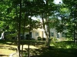 1513 Brookside Dr, Houghton, MI 49931