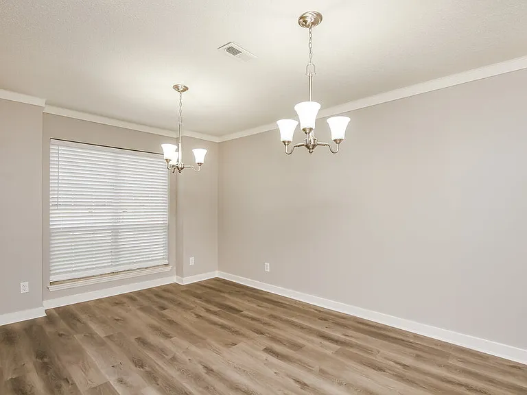 100 Bath Cir — Photo 6