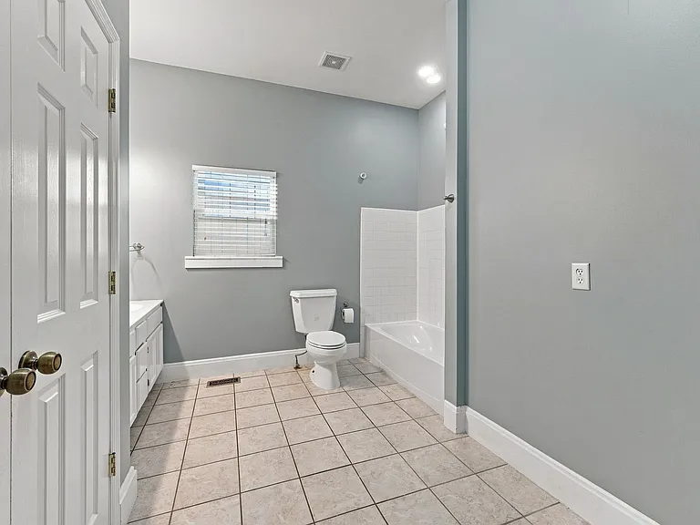 4608 Indiana Ave — Photo 14