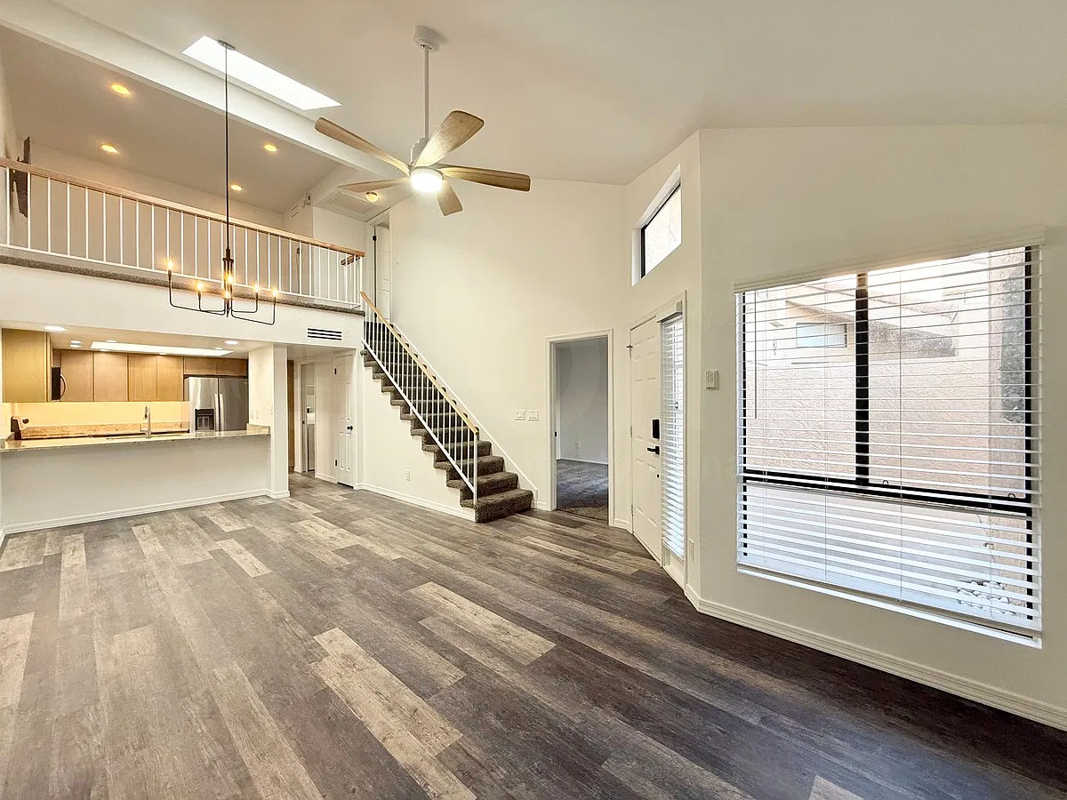 2 bed, 2.0 bath, 1225 sqft, $1,895 — Photo 4