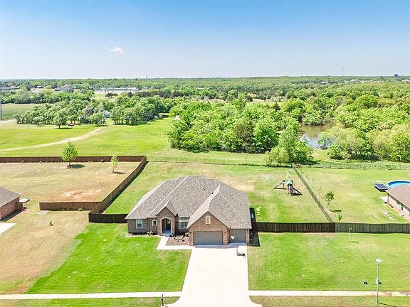 2nd image of 12858 Meadow Ridge Dr