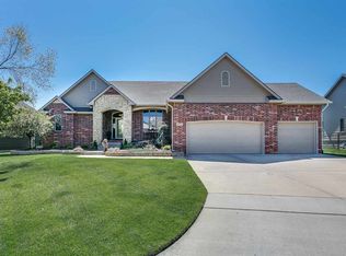 2933 N Pepper Ridge Ct, Wichita, KS 67205