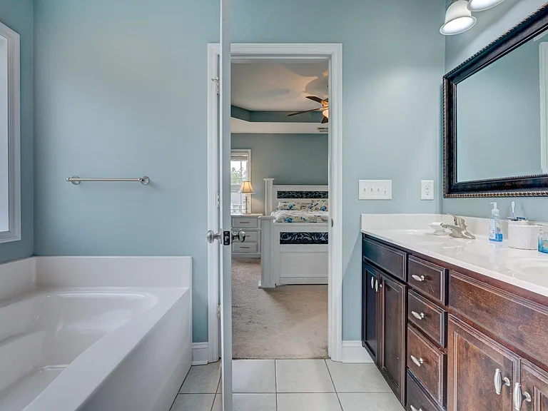 95 Ransom Dr — Photo 24