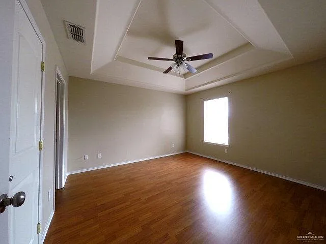 400 S 49th St #3 — Photo 10