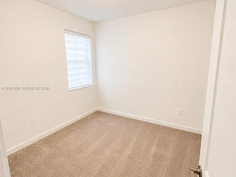 18120 SW 148th Rd — Photo 9