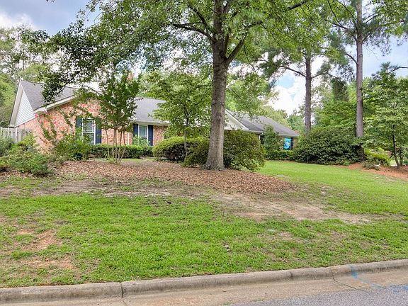 3rd image of 125 Wood Creek Dr