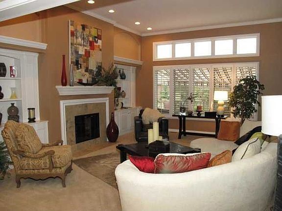 Great Room w/Fireplace, Built-Ins and Recessed Lighting