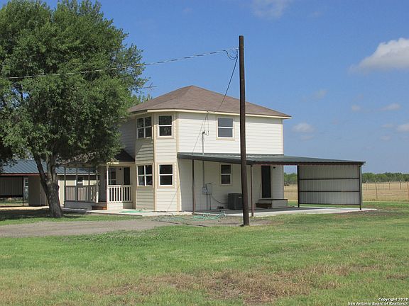 5th image of 631 COUNTY ROAD 642