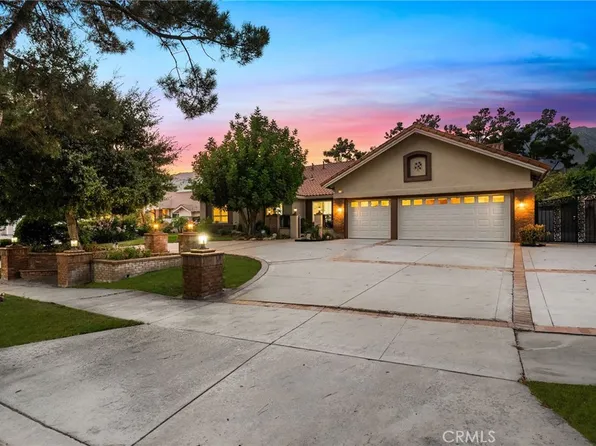 489 Ashbury Ln, Upland, CA 91784