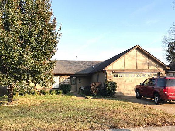 2nd image of 3380 Brownbark Dr