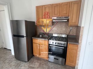 155 W 29th St APT 303, Bayonne, NJ 07002