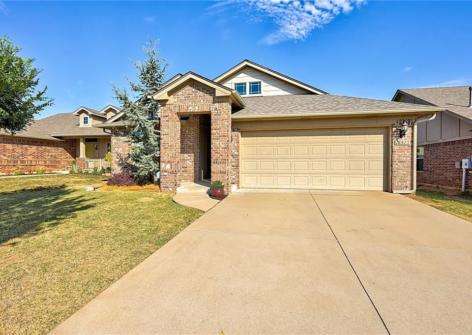 18517 Agua Dr