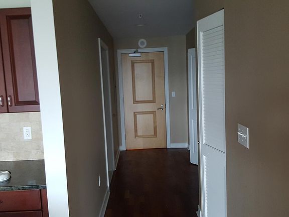 5th image of 901 N Penn St Unit F702