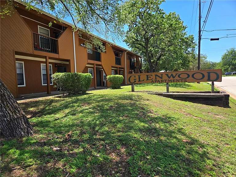 2011 Labrisa Dr #215 — Photo 1