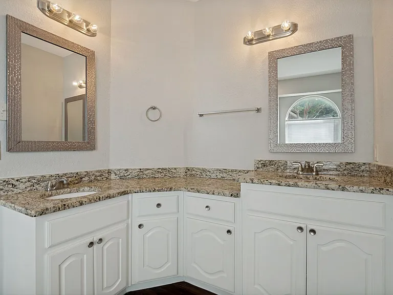 305 Boulder Creek Dr — Photo 18