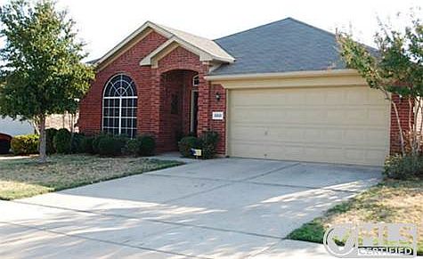 5th image of 2021 Castleview Dr