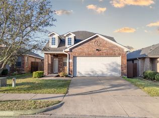 4011 Ridgetop Dr, Heartland, TX 75126