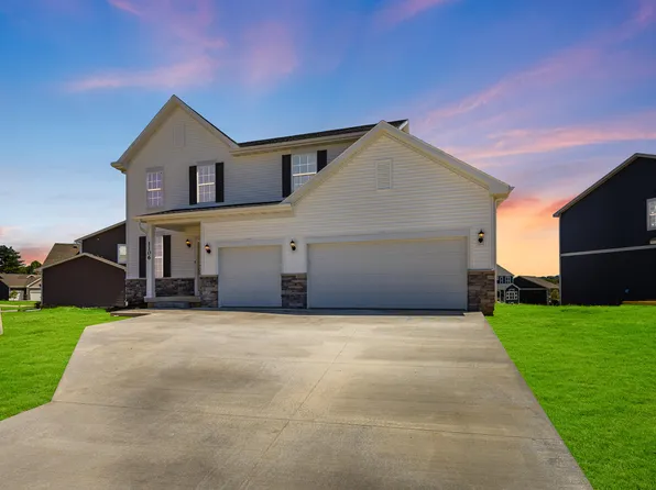 11239 Green Pl, Winfield, IN 46307