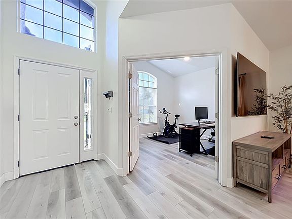 3rd image of 2271 CRYSTAL FALLS WAY