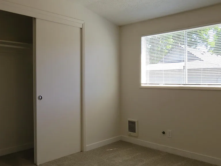 Legacy Creek Duplexes — Photo 13