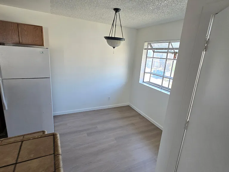 2687 Aarondavid Dr #C — Photo 9