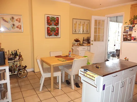 Rented by L.Nelson & Associates | media 3