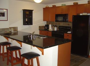 1196 Majestic Pines Dr, Mammoth Lakes, CA 93546