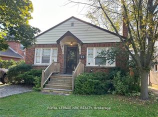 71 Downing St, Saint Catharines, ON L2R 4S4