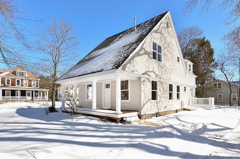 Exterior Side and Back